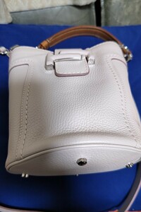 TOD'Sトートバッグ 薄いピンク色