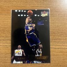 NBAカードコビーブライアン美品66_画像1