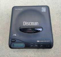 SONY ポータブルCDプレーヤー Discman D-11 中古 本体　未確認 ジャンク_画像1