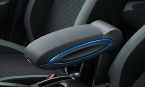 ノート/NOTE E12 後期：純正 センターアームレストコンソール（USB充電ポート付）（e-POWER車用）(廃盤 残り在庫わずか)