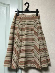 シビラ☆素敵な柄・デザインのスカート☆定価23000円