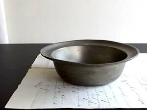 1800年末-1900年初期 フランス 錫製 ピューター リムボウル ケース エタン 器 皿 焼物 鉢 飾皿 陶器 民藝 骨董 美術 縫製 アンティーク