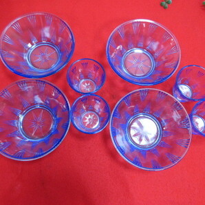 6OH6648 未使用 ガラス食器 そうめん鉢 つゆ入れ ８点セット ブルーの画像3