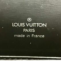 仙104 LouisVuitton ショルダーバッグ カプチン M52342 エピ ブラック ルイヴィトン フランス製 ロゴ 刻印 ゴールド 金具_画像5