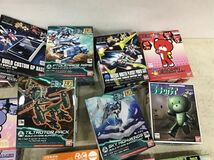 1円〜 同梱不可 ジャンク 1/144等 スカイハイウイングス、プチッガイ サーフグリーン&ギター 他_画像2