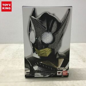 1円〜 S.H.Figuarts 真骨彫製法 仮面ライダーカブト 仮面ライダーパンチホッパー