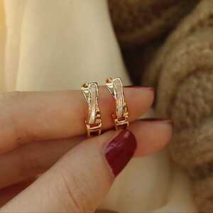 A139 great popularity! hoop earrings lady's k18 Gold Cross shell 