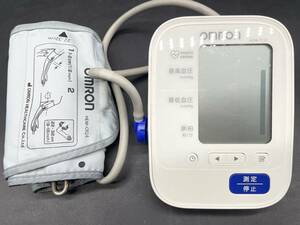 P251〔中古品〕　オムロン　OMRON 血圧計　HEM-7131　 上腕式　自動電子血圧計