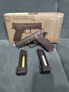 グロック GLOCK　ストライカー9s 連写　carbon8 ガスブローバック 東京 マルイ MARUI ガスガン　マガジン予備二本つき