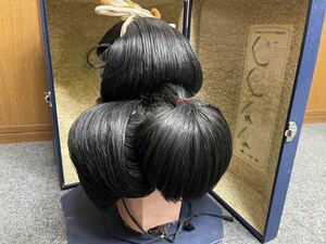 R848-2) 扇屋 かつら 竹 ねじ式 和装 日本髪 演劇 ケース 付 詳細不明