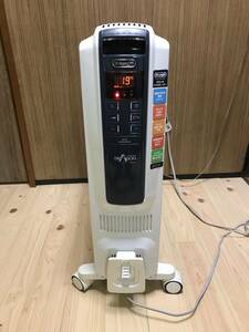 【暖房器具】 デロンギ DeLonghi ドラゴンデジタルスマート オイルヒーター QSD0915-BL 取扱説明書 元箱 9枚フィン