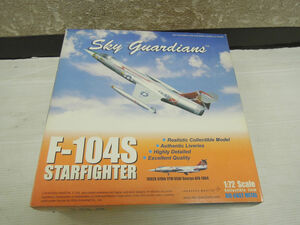 2860) 箱開封のみ Sky Guardiaus 1/72 F-104S STARFIGHTER ダイキャスト