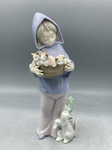 希少 リヤドロ 少女 猫 置物 フィギュリン 陶器 陶器人形 レア 6102