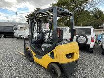 コマツ FG18C-21 2011年式　1.8t フォークリフト中古 ガソリン　走行2575 h KOMATSU 愛知出品　即日引き取り可能！_画像3