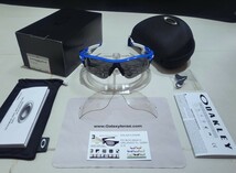 新品 調光レンズ付き OAKLEY RADARLOCK PATH VENTED オークリー レーダーロック パス ベンテッド ASIA FIT フォトクロミック サングラス_画像3