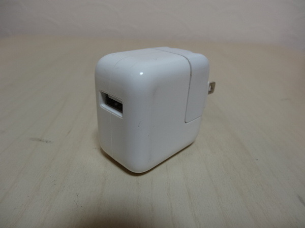 [送料無料 即決] Apple 10W USB 電源アダプタ A1357 USED