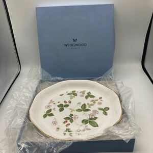 WEDGWOOD ウェッジウッド ワイルドストロベリー 大皿　箱付き　新品未使用