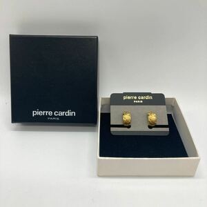 イヤリング ピエールカルダン　Pierre cardin ゴールドカラー　未使用　箱付き　レディース