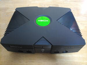 初代XBOX本体のみ 改造 UDMA5 [GPUヒートシンク交換 HDD 4TB交換 メモリ増設128MB DBをEVOXからXBMCに変更 DLC&TUD&チートファイル追加]