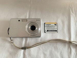 中古 コンパクトデジタルカメラ FUJIFILM フジフィルム FINEPIX J10 動作確認済み バッテリー付き