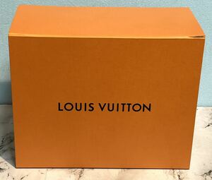 LOUIS VUITTON ルイヴィトン 空箱 空き箱 マグネット付き 40×32×19 大きめ