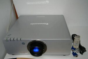 Panasonic PT-DW6300S ★6000ルーメン HDMI対応可能 2画面投射可能 ランプ使用各1657時間 業務用