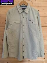 入手困難品★17年製　美中古・ Patagonia パタゴニア★　シャツ　BEIGE　サイズM_画像1