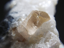 シャンパンカラー トパーズ 黄玉 結晶 原石 標本 約174ct パキスタン・カトラン産 Katlang 2_画像3