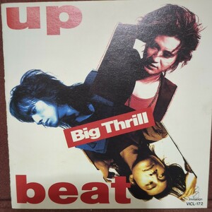 ■T24■　UP-BEAT の赤坂「Big Thrill」ブックレットに軽微な書き込みあり。