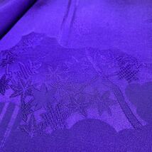 色無地　正絹　竹笹　枝紅葉　一つ紋付き　紫色地　着物　和服　和装　着物コーデ　リメイク　染め替え　衣装　百貨店　高級_画像2