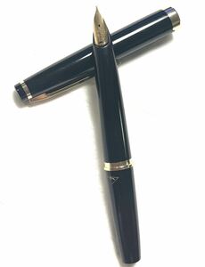 【美品】　PILOT Elite パイロット エリート ゴールド×ブラック 万年筆 ペン先18K-750刻印　中字　本体にNK-11刻印あり