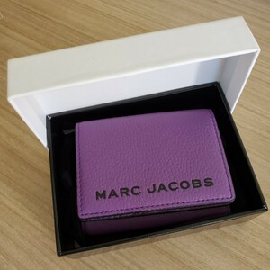 A34 未使用品 MARC JACOBS マークジェイコブス コンパクトウォレット 箱 保存袋 同梱可能