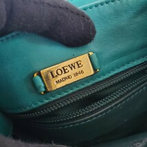 c120 LOEWE ロエベ レザーショルダーバッグ エメラルドグリーン _画像10