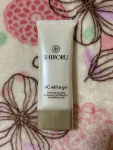 SHIRORUホワイトゲル(ジェル美容液)＋クリスタルホイップ洗顔セットに変更しました