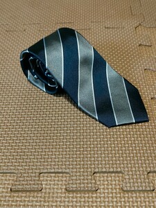 ほぼ未使用 洋服の青山 パーソンズ ネクタイ グレー ネイビー ストライプ AOYAMA PERSON'S FOR MEN Gray Navy Silk Striped Tie 商談 会議