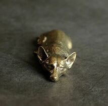 120g 犬 いぬ イヌ コーギー かわいい 動物 真鍮 置物 置き物 文鎮 銅製 金属 細工 精巧 銅 ペーパウエイト おしゃれ 重い 可愛い cor120_画像3