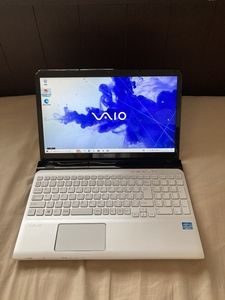 完動品 SONY VAIO SVE15137CJW Corei7 3632QM 2.2GHz メモリ8GB 1TB win10(回復ドライブ付)