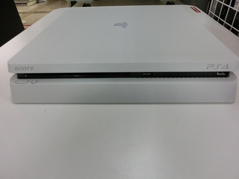 SIE プレイステーション4 HDD 500GB グレイシャー・ホワイト CUH
