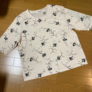 昭和レトロ　花柄プリント・カットソー・Lサイズ
