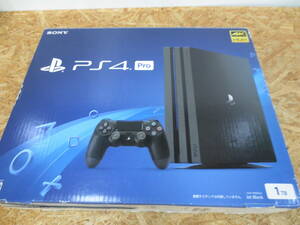 81-C⑪183 PlayStation 4 Pro ジェットブラック 1TB CUH-7100BB01 中古 モノラルヘッドセット欠品 コントローラー汚れキズ有