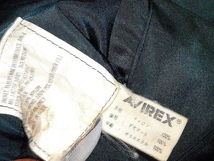USA製 ヴィンテージ AVIREX アヴィレックス 裏破れ汚れあり アビレックス 本革ロゴ レザーパッチ MA-1 フライトジャケット M 濃紺_画像9
