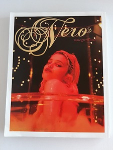 ★送料込【nero(ネロ)vol.04 more grrrls/independent issue】(スカイ・フェレイラ)(ペティート・メーラー)★英語/日本語【リトル・モア】