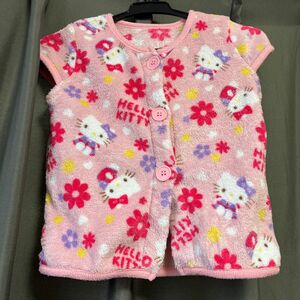 子供服　サイズ100 キティちゃん　サンリオ　Sanrio 女の子 スリーパー キッズ 防寒　ピンク