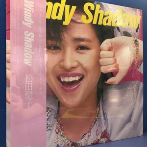 V帯付美品LP 松田聖子 Windy Shadow シュリンク付 レコード 5点以上落札で送料無料