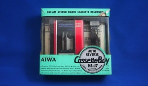 AIWA ★ Cassette Boy / カセットボーイ ★★ HS-J7 ★★ 赤 動作品 欠品無