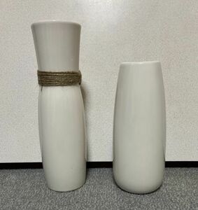 FB-9【未使用品・2点セット】花瓶 シンプル 白/ホワイト フラワーベース 花器 インテリア 陶器 一輪挿し 大25.5cm 小19.5cm