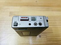 ☆ SONY ソニー TCM-100 カセットプレーヤー カセットレコーダー ウォークマン SA-1117b60 ☆_画像4