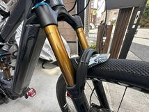 メリダe-ONE SIXTY 9000 2021年モデル 42cm S(165cm-180cm) e-MTB e-bike オンロード,モタード仕様 ドロッパーシートポスト 付属品多数_画像4