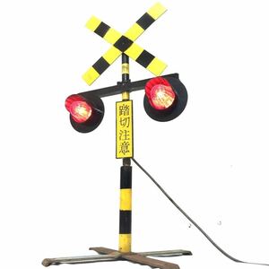 踏切 警報機 警報灯 警標 標識 クロスマーク 日本信号 鉄道 電車 信号機 オブジェ 置物 廃品 放出品 昭和レトロ 全長 約 88cm 動作確認済み