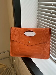  lady's bag clutch bag fashonabru. orange flap, premium . feeling of quality, crocodile pattern, atmosphere. exist nichi